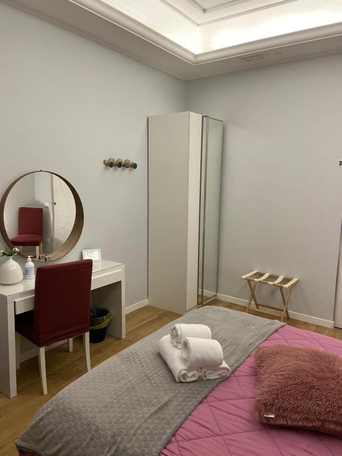 B&B Vesu Napoli Bagian luar foto