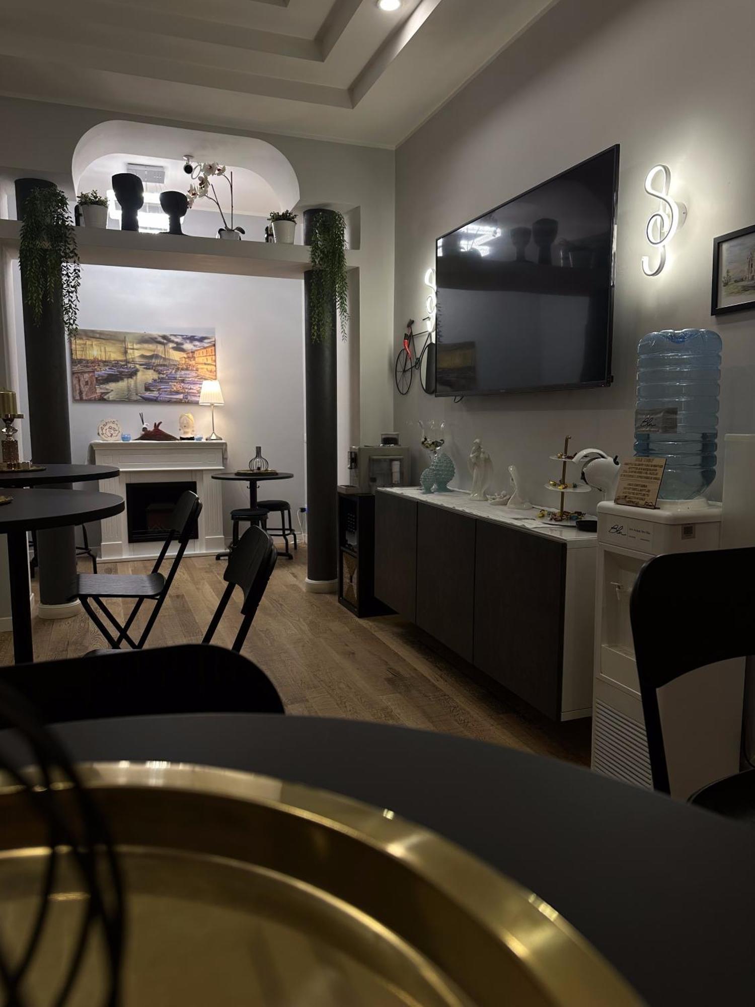 B&B Vesu Napoli Bagian luar foto